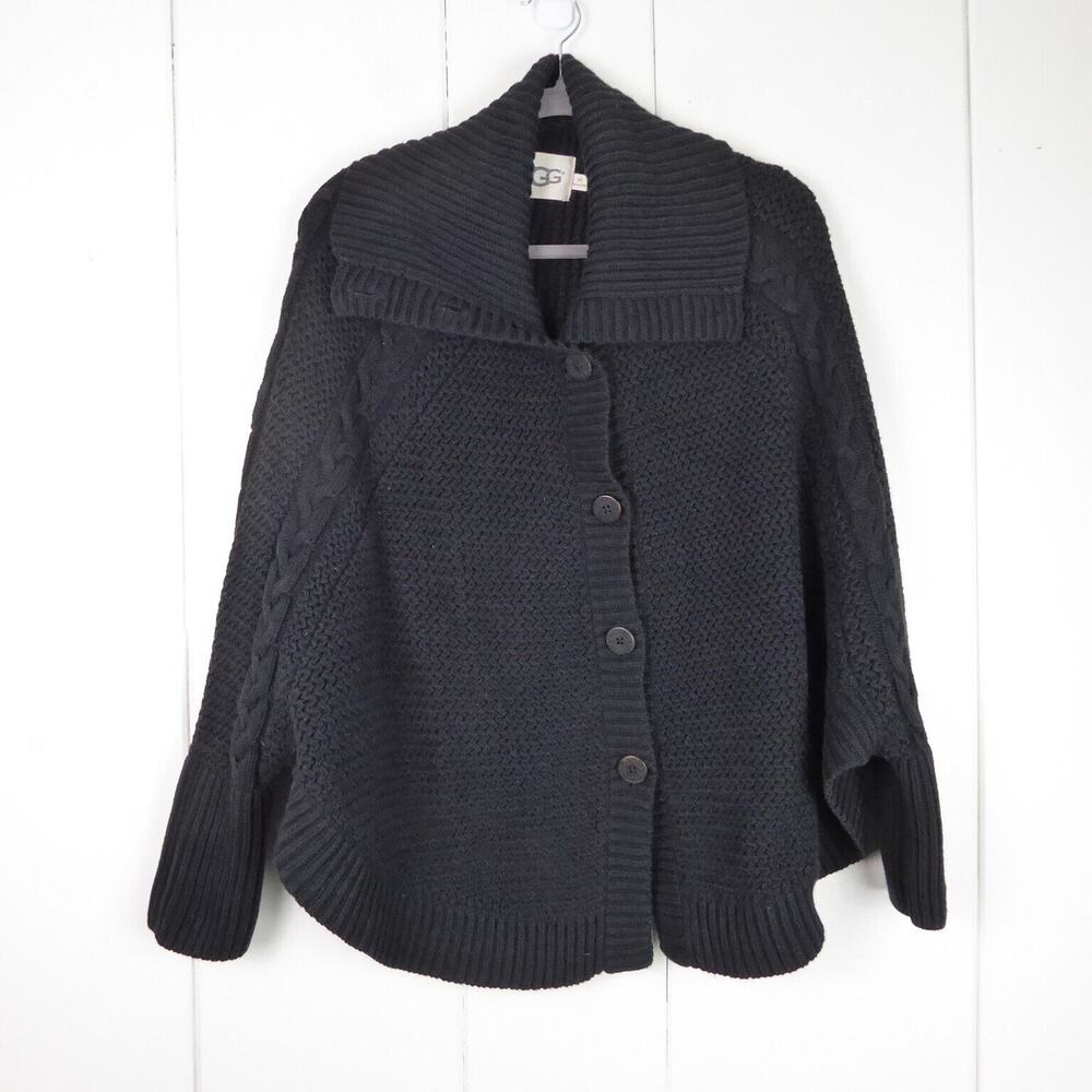 UGG Cardigan‎ Cape Womens SZ M/L Cable Knit Button Up Cozy Cottagecore BOHO